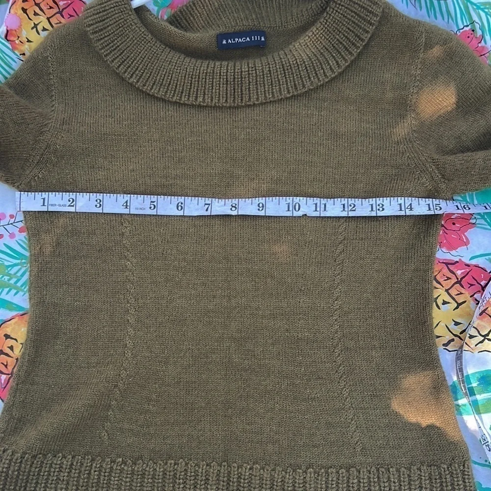 100% Alpaca Olive Green Crewneck Sweater